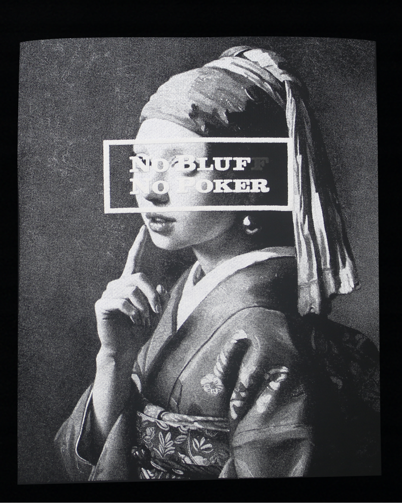 Woman wearing KIMONO_LONG-SLEEVE T-SHIRT