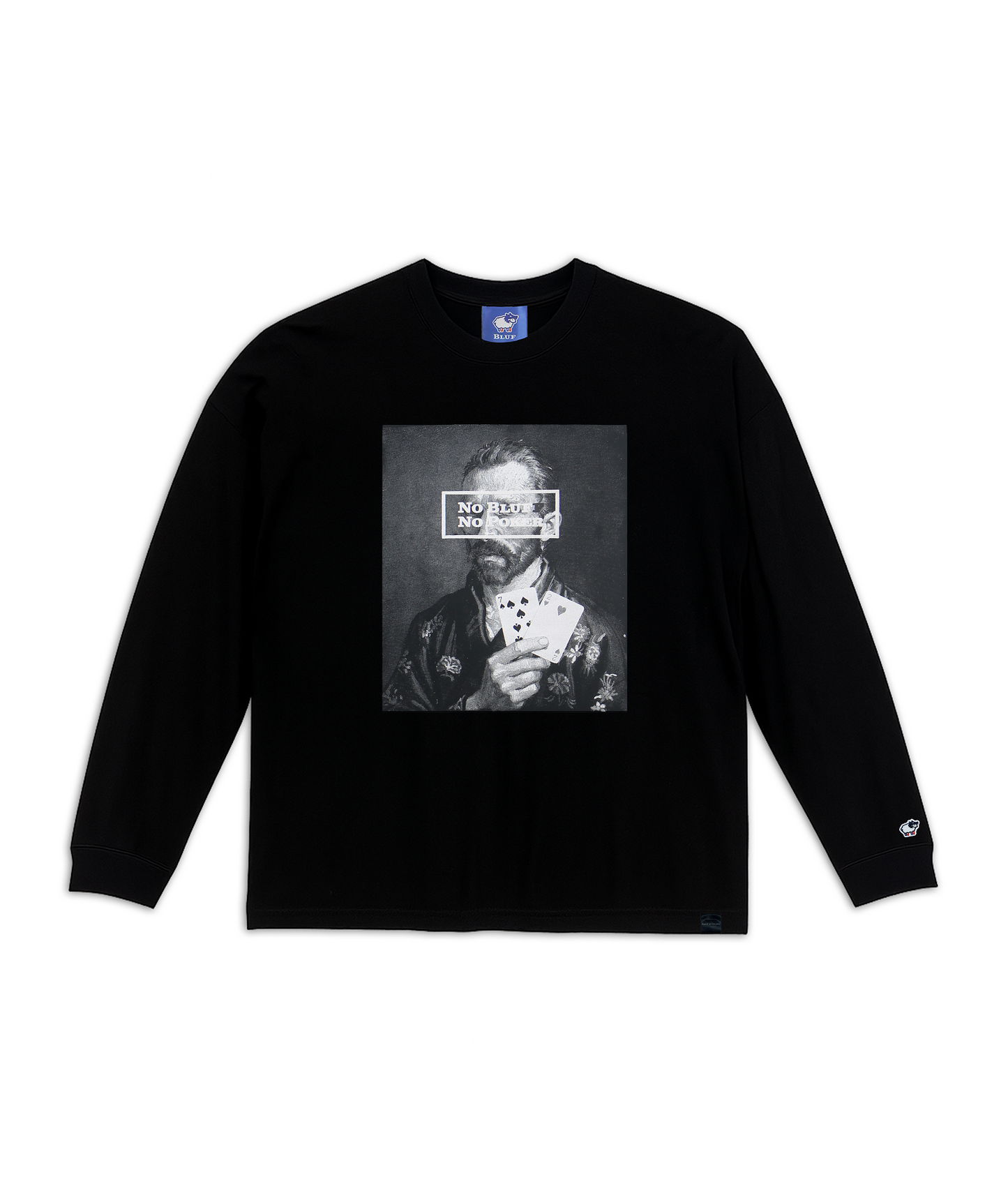Man wearing KIMONO_LONG-SLEEVE T-SHIRT