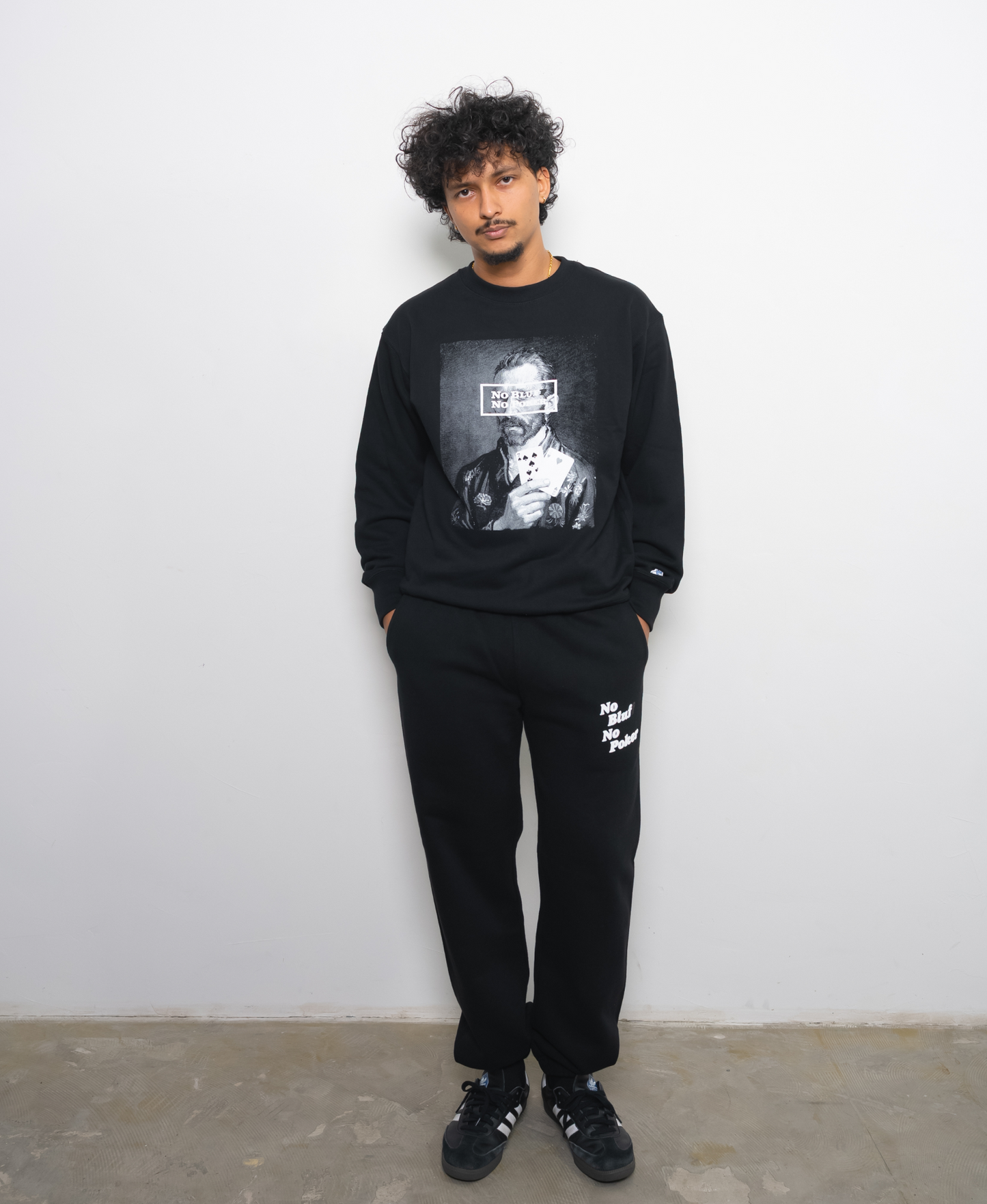 Man wearing KIMONO_LONG-SLEEVE T-SHIRT